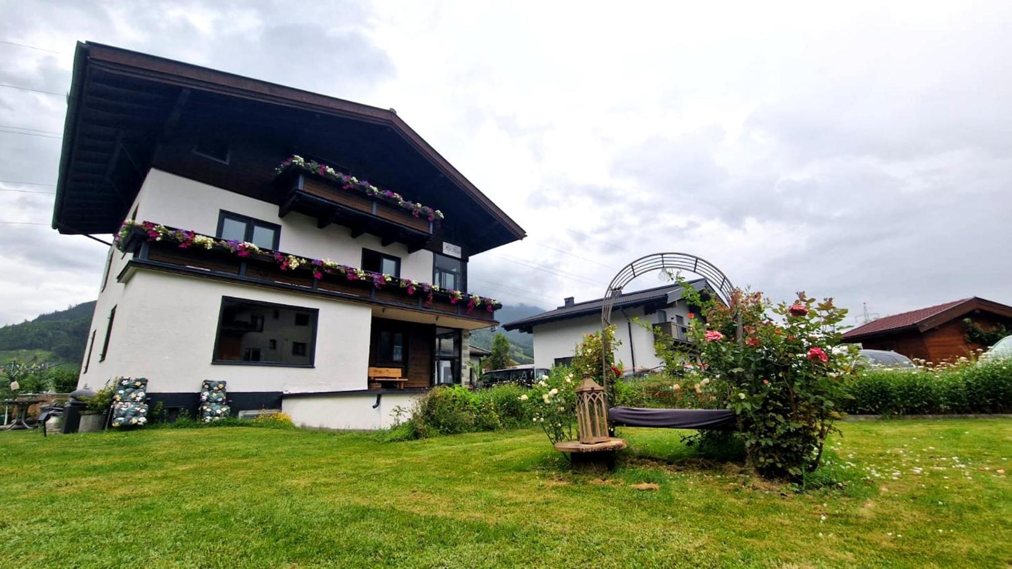 Alp Haus Grossglockner Apartment Bruck an der Grossglocknerstrasse Exterior photo