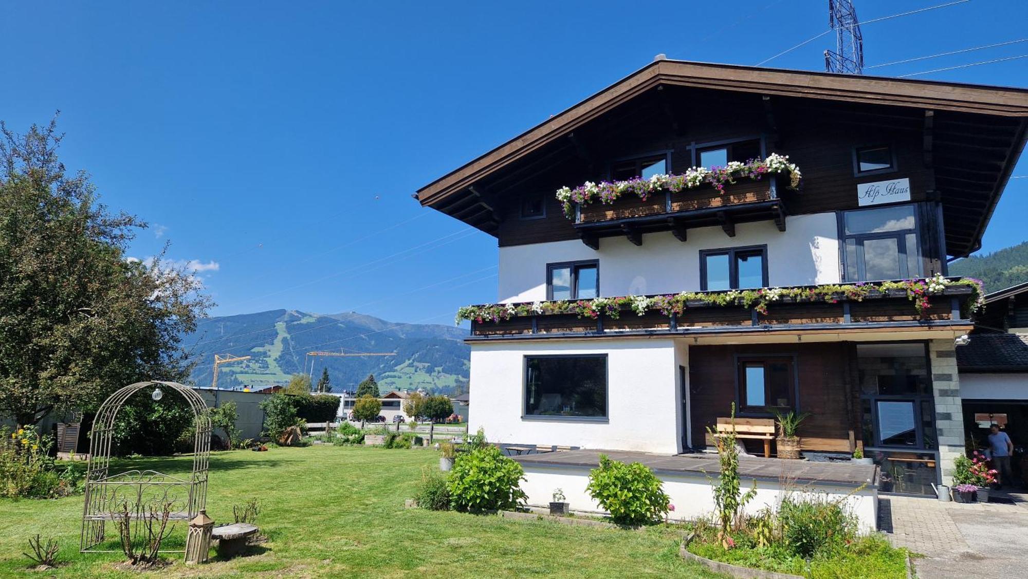 Alp Haus Grossglockner Apartment Bruck an der Grossglocknerstrasse Exterior photo